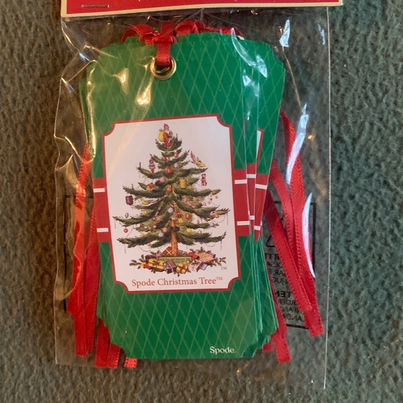 NIP Spode “Christmas Tree” gift tags. 3 packages of 12. Approx 1 3/4” x 3 3/4” - Picture 9 of 16